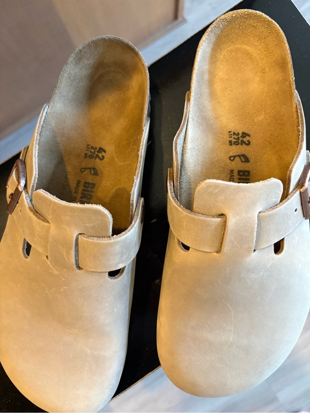 Birkenstock oiled leather Boston Clog - Taupe - Picture 2 of 7